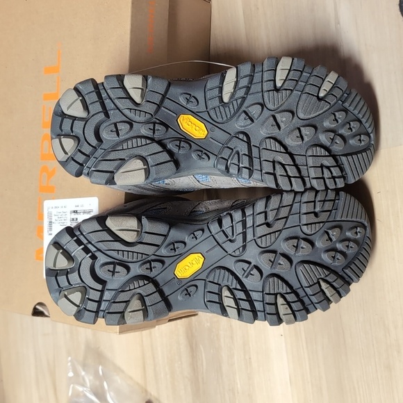 Merrell Women's Moab 3 Waterproof - Picture 9 of 13